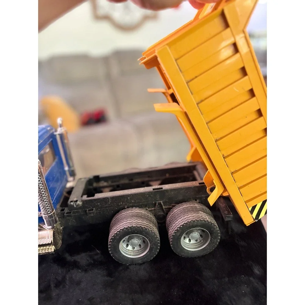 Bruder Mack Granite Dump Truck Blue Yellow Construction Toy Vehicle 02815